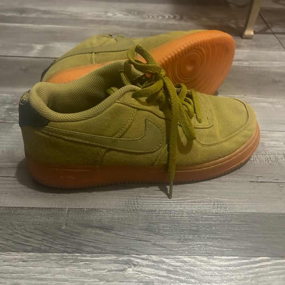 Nike cloth/canvas material -fair condition